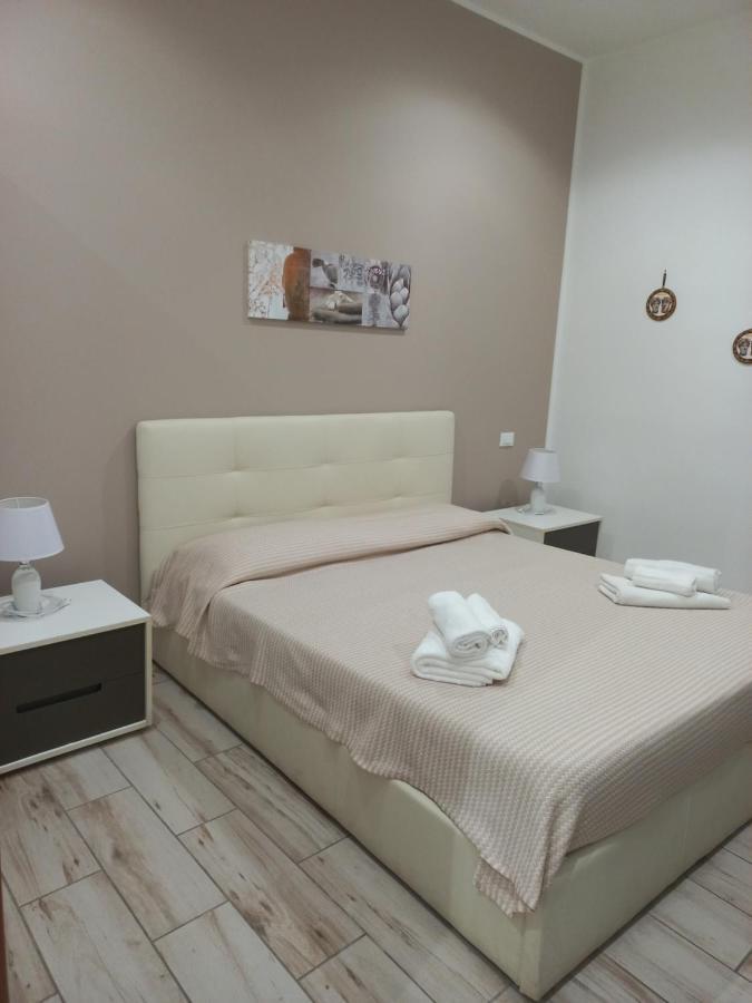 Lucia'S Rooms Syracuse Luaran gambar